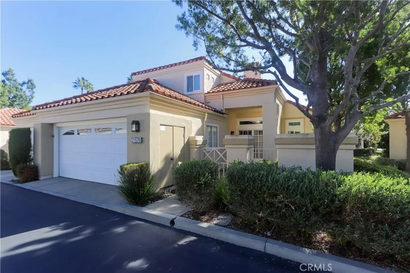 21576 21576 San Lorenzo, Mission Viejo, CA 92692