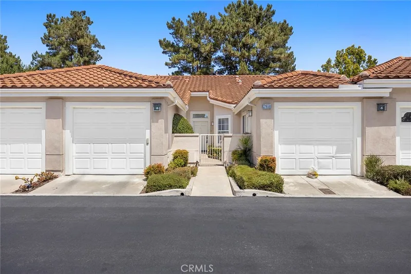 21658 Paseo Maravia, Mission Viejo, CA 92692