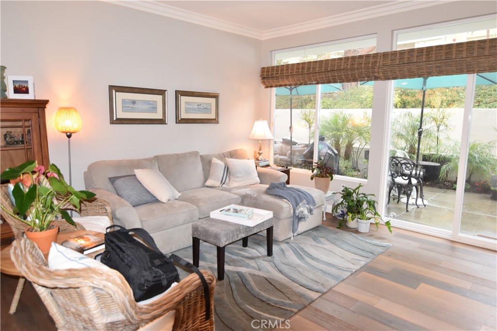21662 Paseo Maravia, Mission Viejo CA 92692 - photo 2