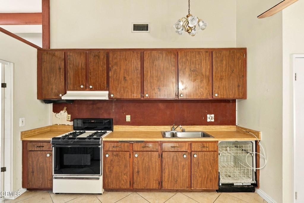 15-web-or-mls-DSC09097 - 21802 Jinetes, Mission Viejo CA 92691 - photo 13