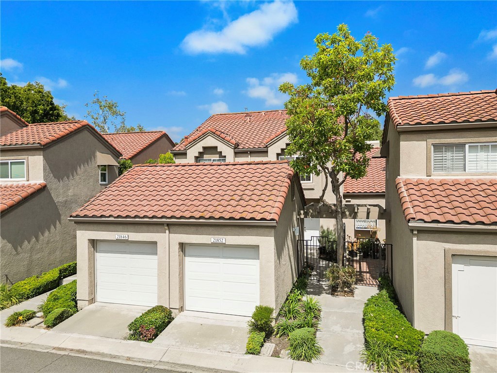 21852 Bahamas 16, Mission Viejo CA 92692 - photo 1