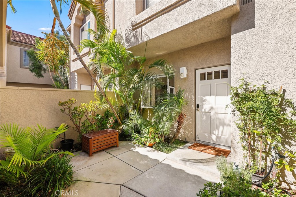 21895 Barbados, Mission Viejo CA 92692 - photo 2