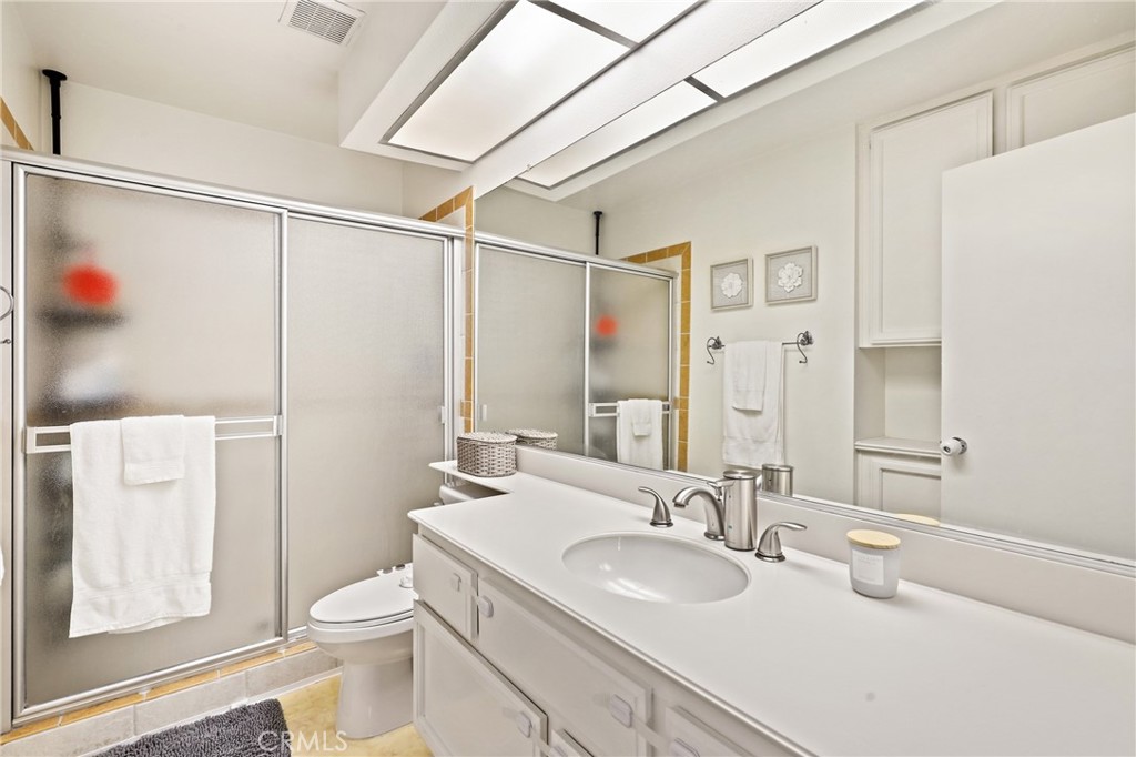 21895 Barbados, Mission Viejo CA 92692 - photo 18