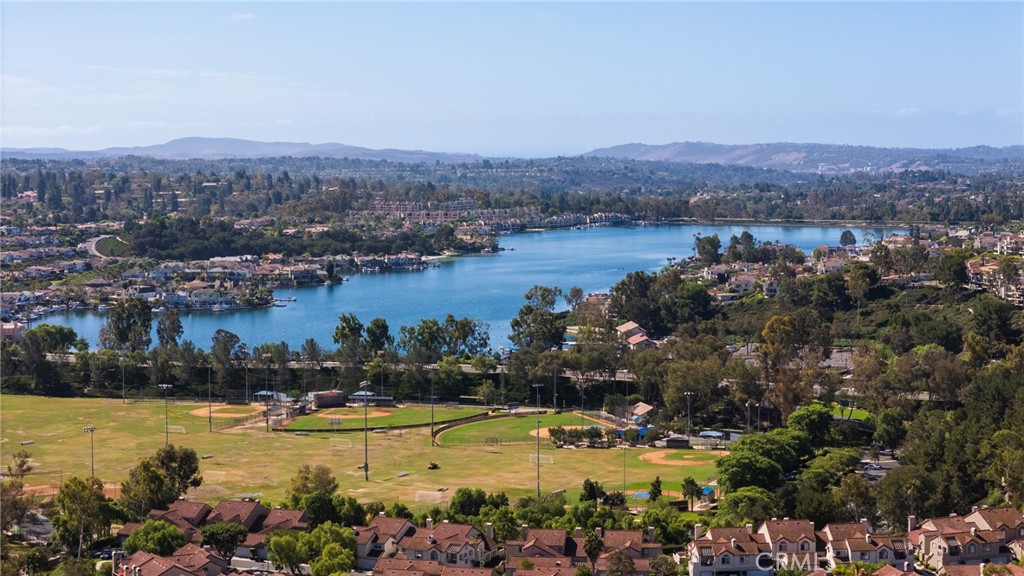 21895 Barbados, Mission Viejo CA 92692 - photo 31