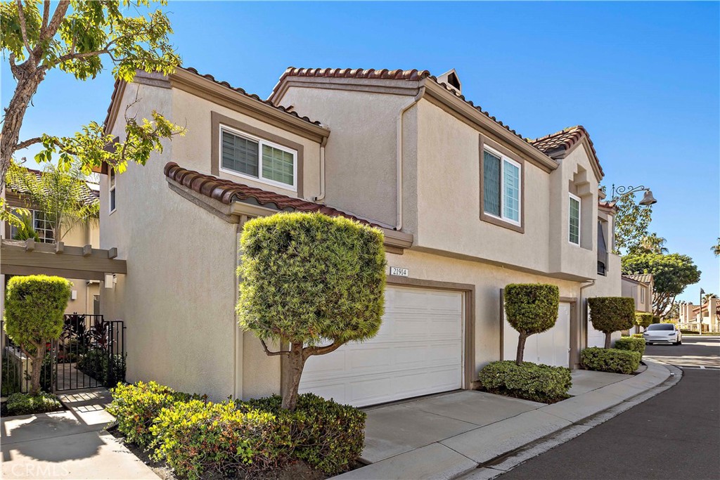 21914 Montagu, Mission Viejo CA 92692 - photo 1