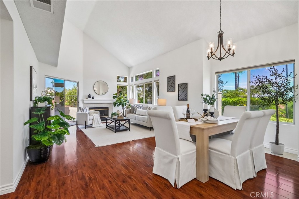Vaulted Ceiling - 21954 Barbados, Mission Viejo CA 92692 - photo 12