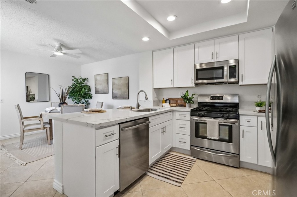 Remodeled Kitchen - 21954 Barbados, Mission Viejo CA 92692 - photo 20