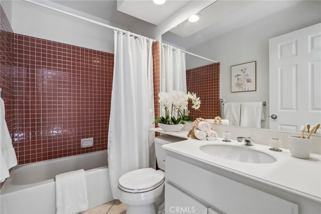 21954 Barbados, Mission Viejo CA 92692 - photo 29