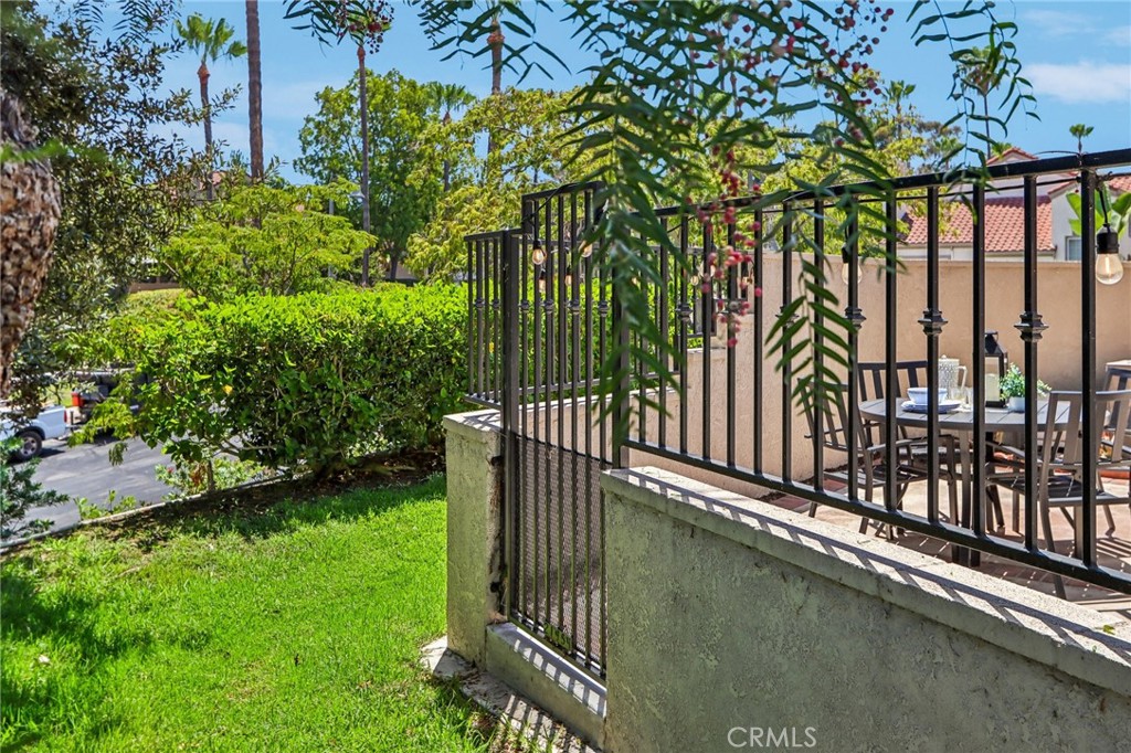 21954 Barbados, Mission Viejo CA 92692 - photo 9