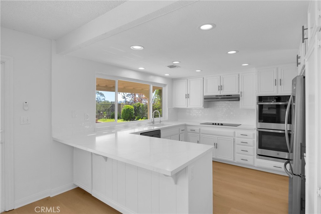 22086 Esplendor, Mission Viejo CA 92691 - photo 6