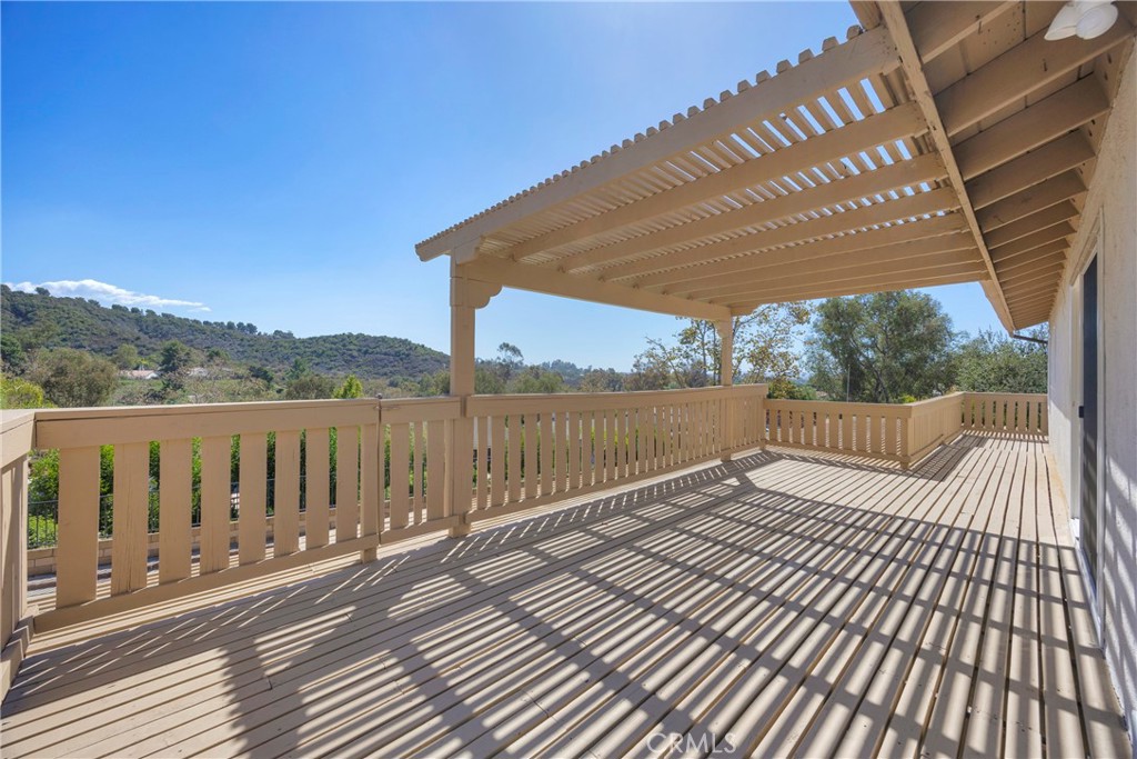 22086 Esplendor, Mission Viejo CA 92691 - photo 14