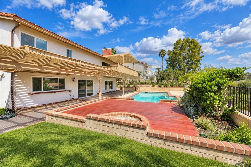 22086 Esplendor, Mission Viejo CA 92691 - photo 27