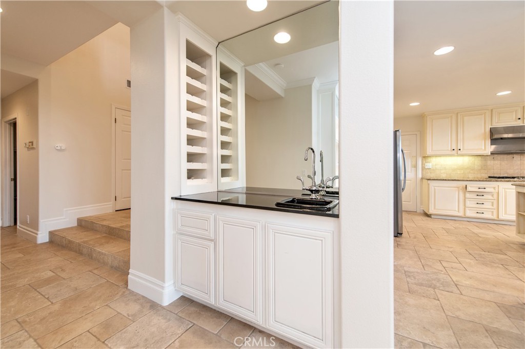 22201 Wayside, Mission Viejo CA 92692 - photo 17