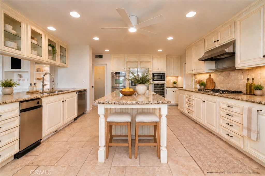 22201 Wayside, Mission Viejo CA 92692 - photo 29
