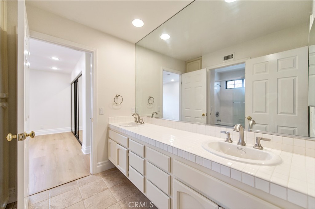 22201 Wayside, Mission Viejo CA 92692 - photo 46
