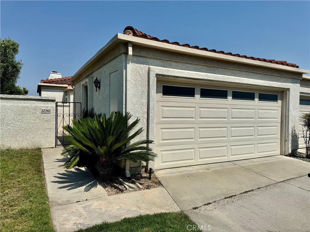 22342 Estallens 42, Mission Viejo CA 92692 - photo 1