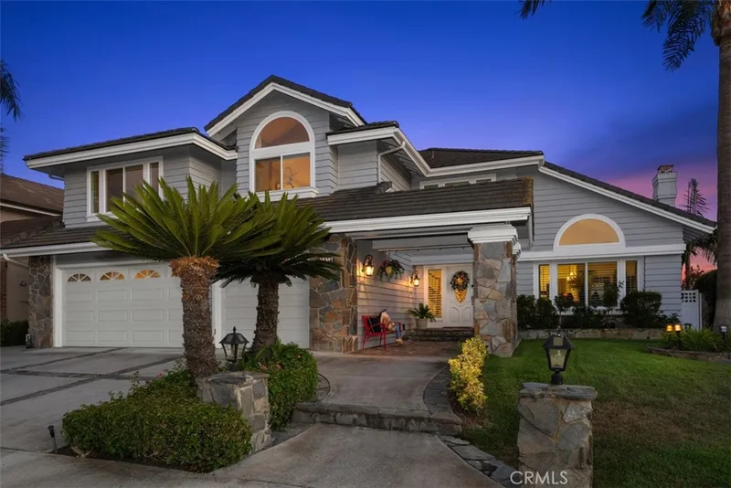 22385 Pineglen, Mission Viejo