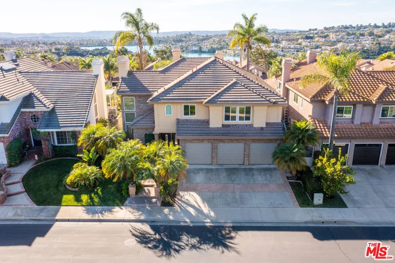 22421 Birchcrest, Mission Viejo, CA 92692