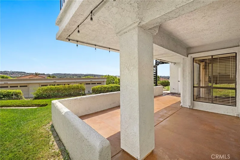 22422 Porreras 7, Mission Viejo, CA 92692