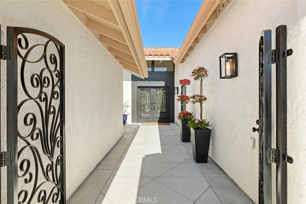 22465 Melida, Mission Viejo CA 92691 - photo 3