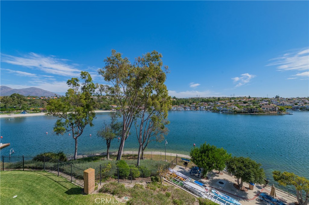 22506 Formentor, Mission Viejo CA 92692 - photo 21