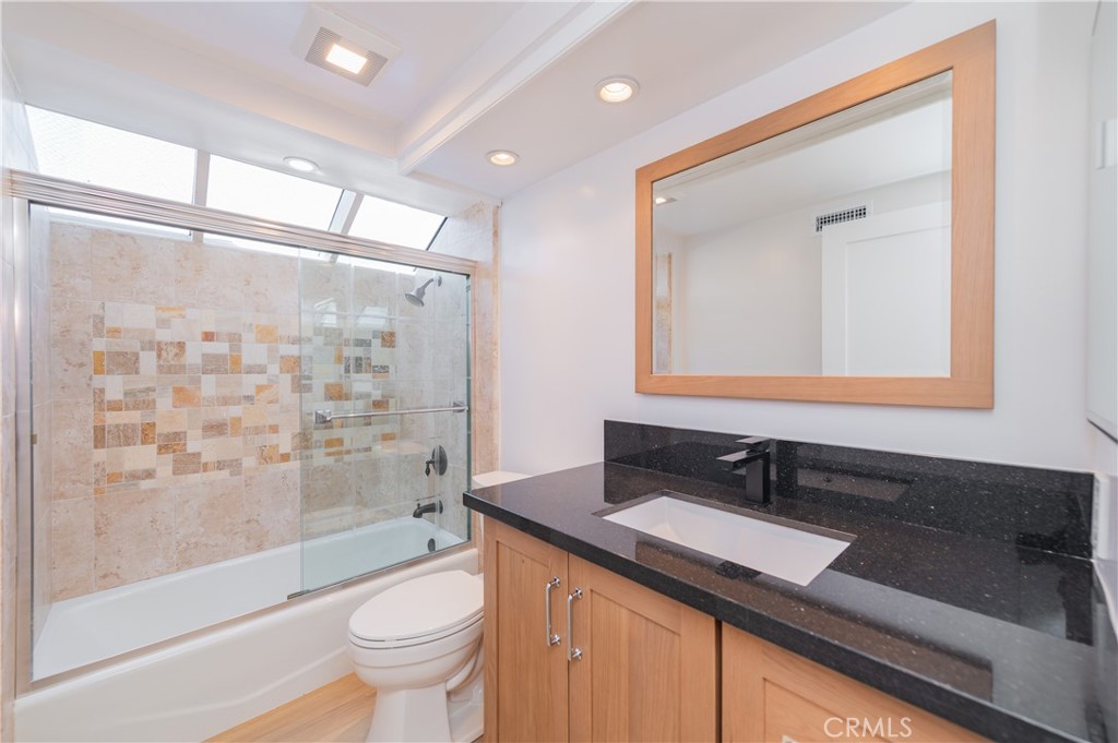 guest bathroom - 22506 Formentor, Mission Viejo CA 92692 - photo 42
