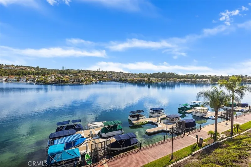 22586 Galilea 28, Mission Viejo, CA 92692