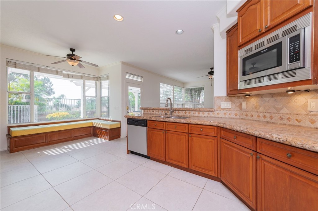 22661 White Oaks, Mission Viejo CA 92692 - photo 17