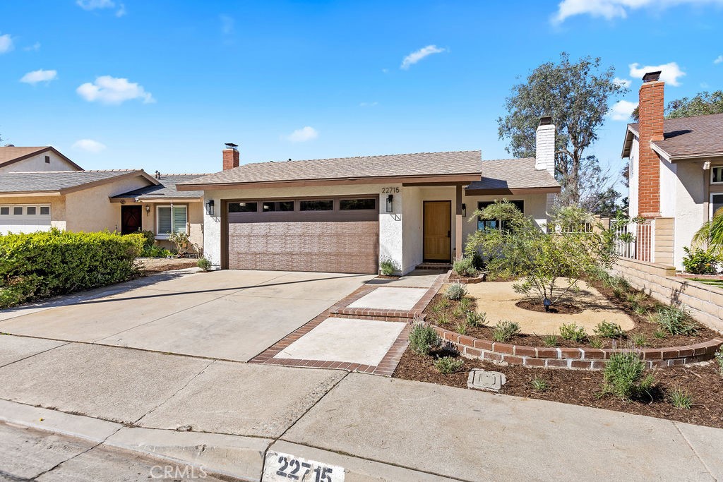 22715 Via santigo, Mission Viejo CA 92691 - photo 1
