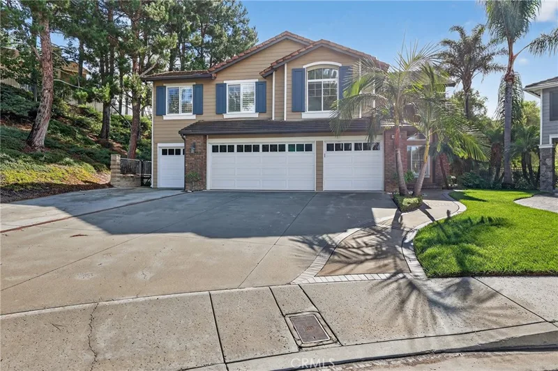 22765 Maplewood, Mission Viejo, CA 92692