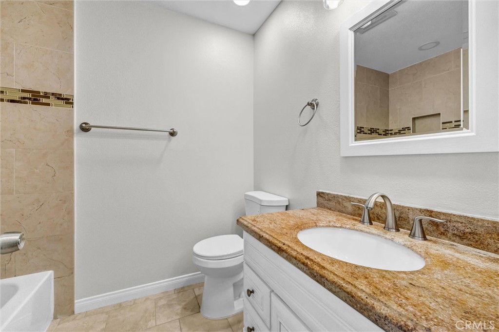 22785 Fortuna, Mission Viejo CA 92691 - photo 12