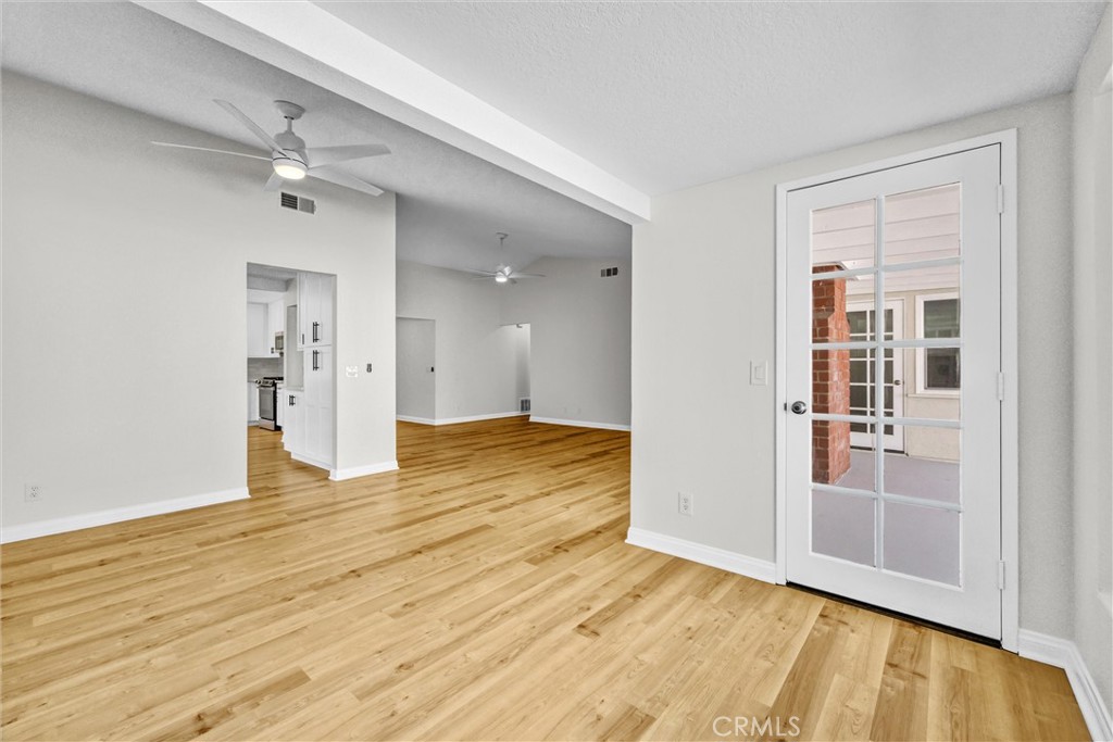 22785 Fortuna, Mission Viejo CA 92691 - photo 32