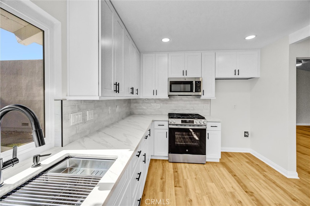 22785 Fortuna, Mission Viejo CA 92691 - photo 35