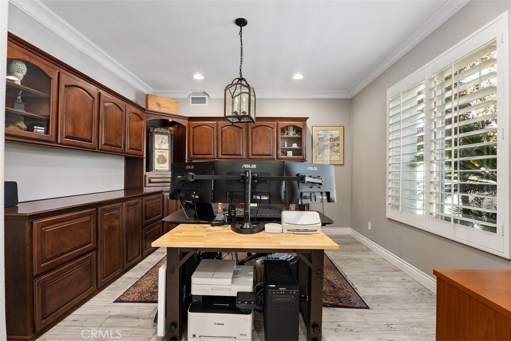 Office or 2nd downstairs bedroom - 22801 Maiden Lane, Mission Viejo CA 92692 - photo 34