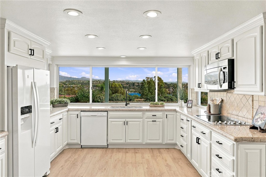 22942 Arija, Mission Viejo CA 92691 - photo 16
