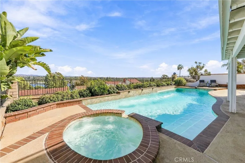 22942 Arija, Mission Viejo