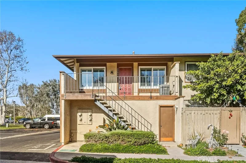 22958 Via Nuez, Mission Viejo, CA 92691