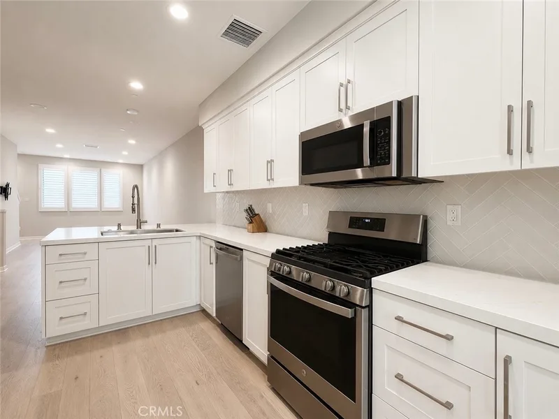 23 Sanctuary, Mission Viejo, CA 92692
