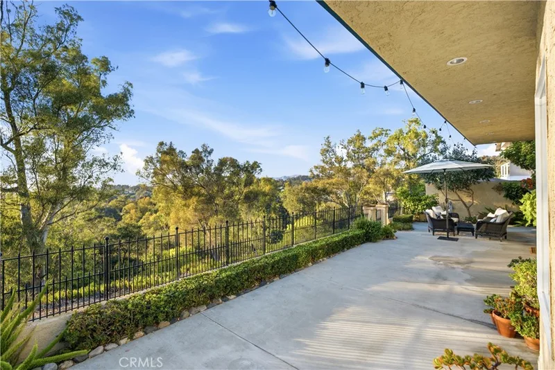 23001 Via Santa Maria, Mission Viejo, CA 92691
