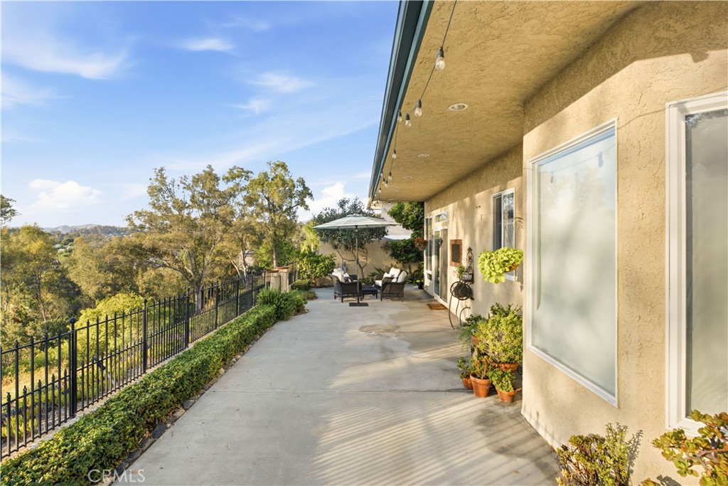 23001 Via Santa Maria, Mission Viejo CA 92691 - photo 25