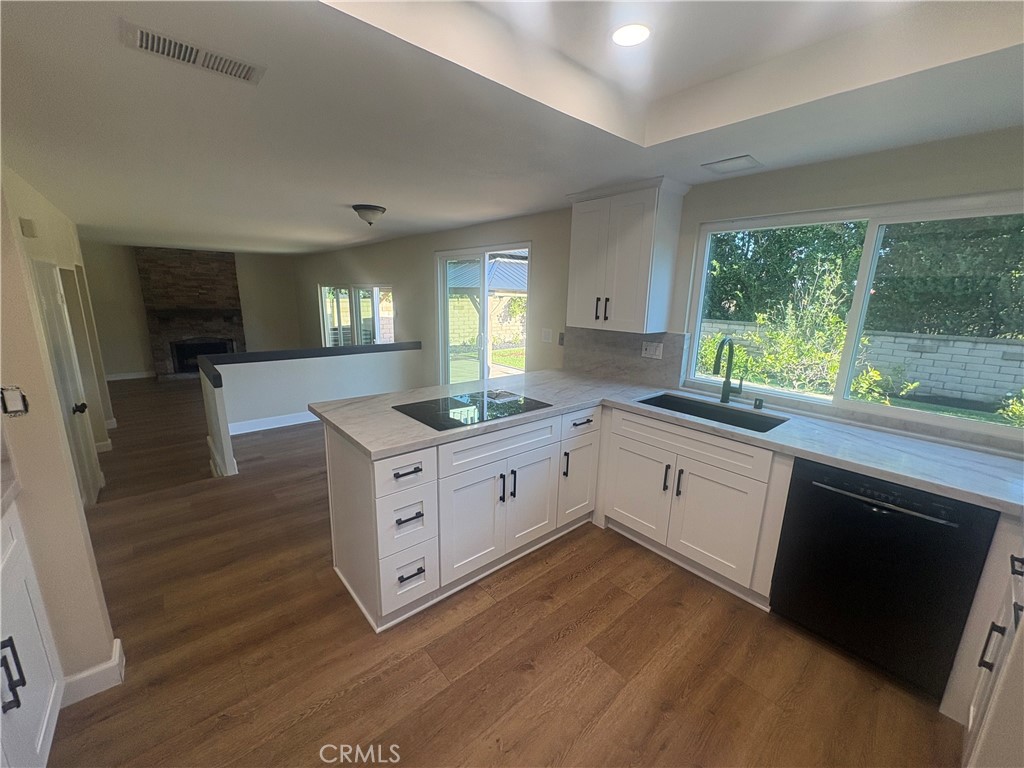 23016 CECELIA, Mission Viejo CA 92691 - photo 5