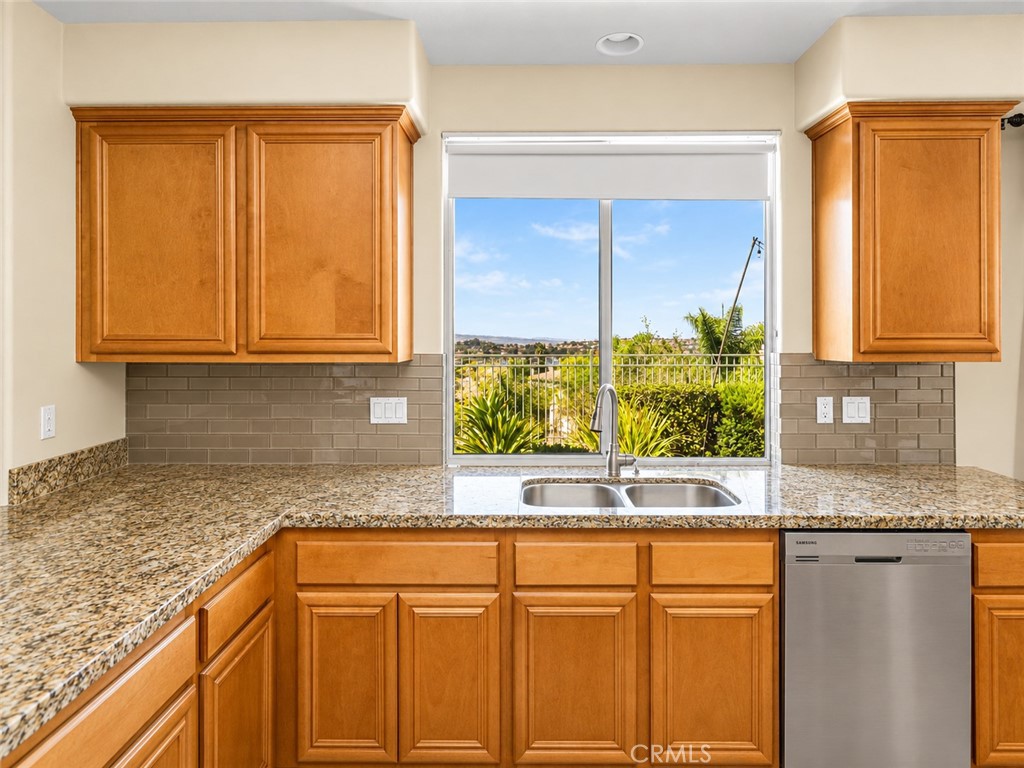 Stainless steel appliances. - 23041 Poplar, Mission Viejo CA 92692 - photo 17