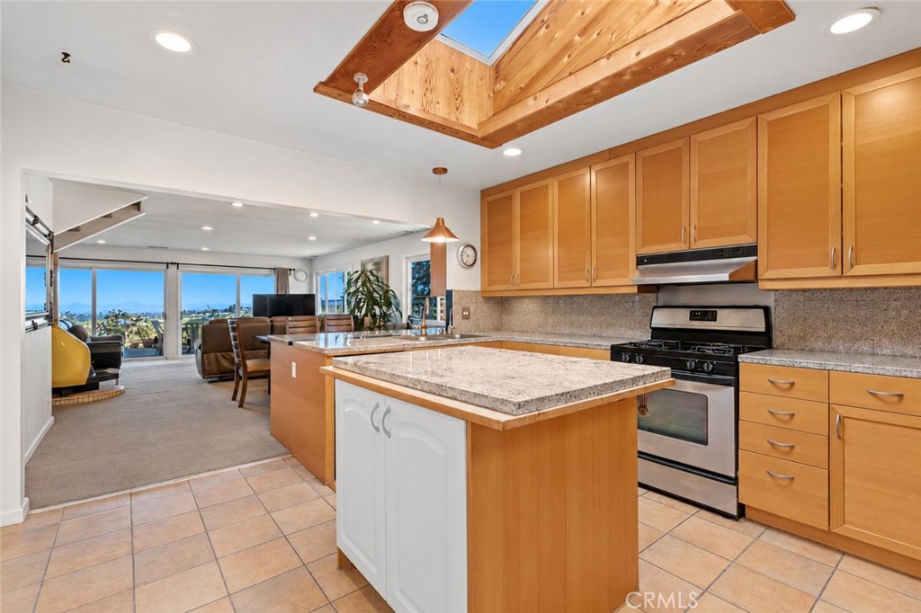 23055 Via Santa Maria, Mission Viejo CA 92691 - photo 7