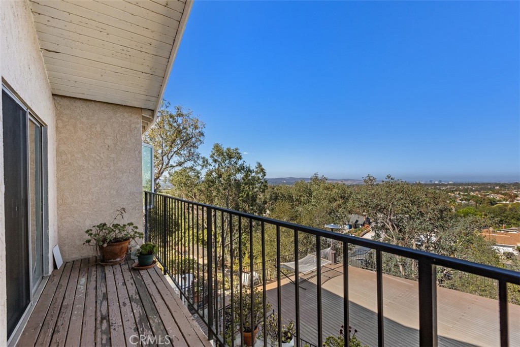 23055 Via Santa Maria, Mission Viejo CA 92691 - photo 28