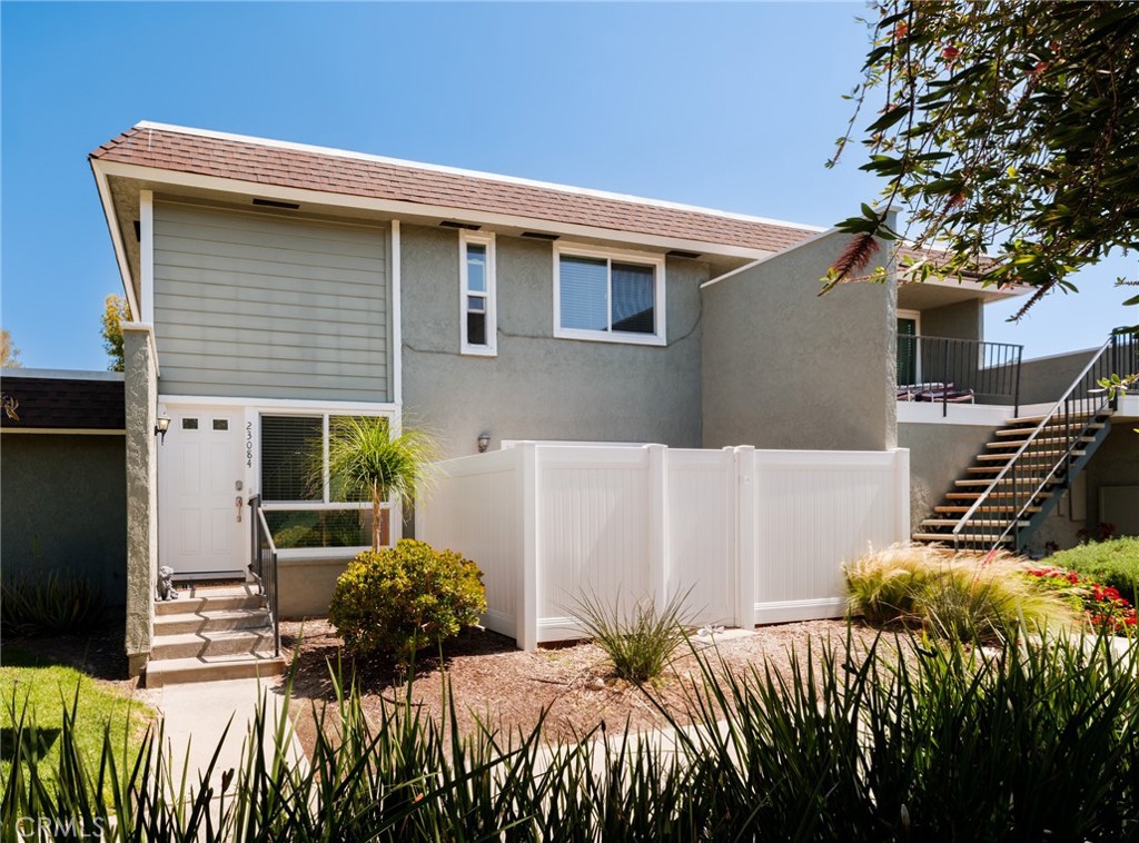 23084 Via Pimiento E3, Mission Viejo CA 92691 - photo 1