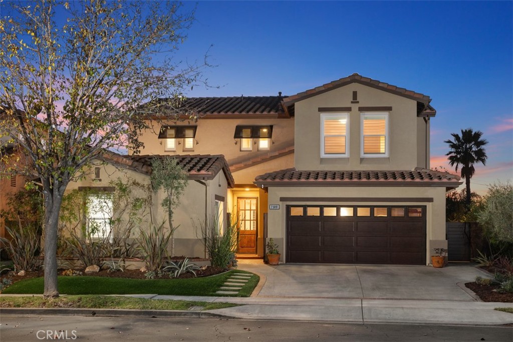 Curb appeal!, low maintenance ariticial grass - 23091 Fairfield, Mission Viejo CA 92692 - photo 1