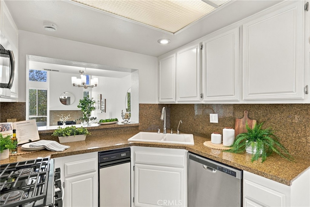 23186 Denia, Mission Viejo CA 92692 - photo 13