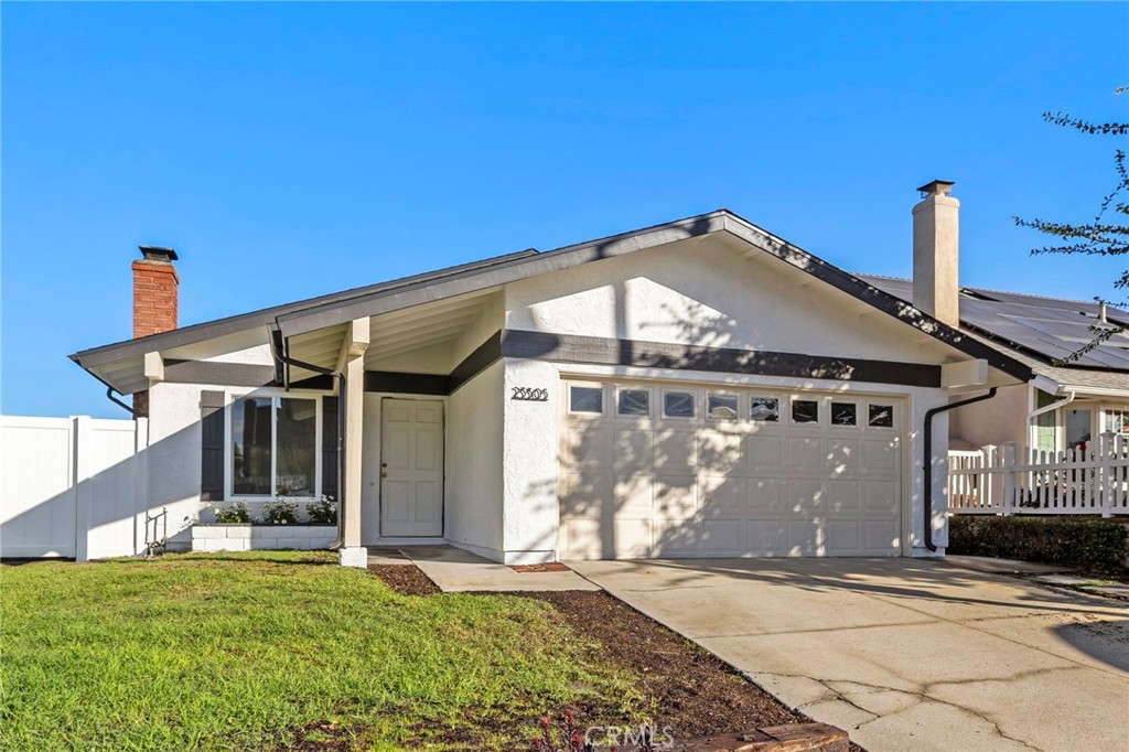 23305 Via Burriana, Mission Viejo CA 92691 - photo 3