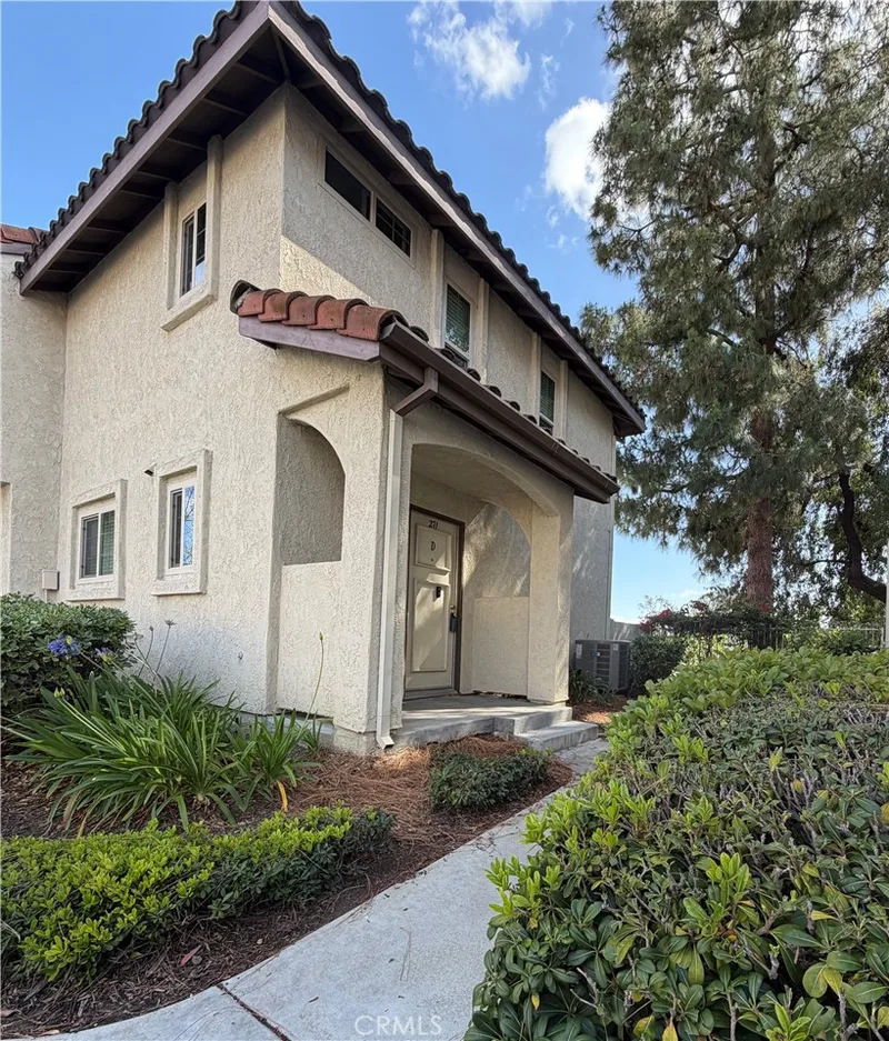 23391 La Crescenta, Mission Viejo, CA 92691
