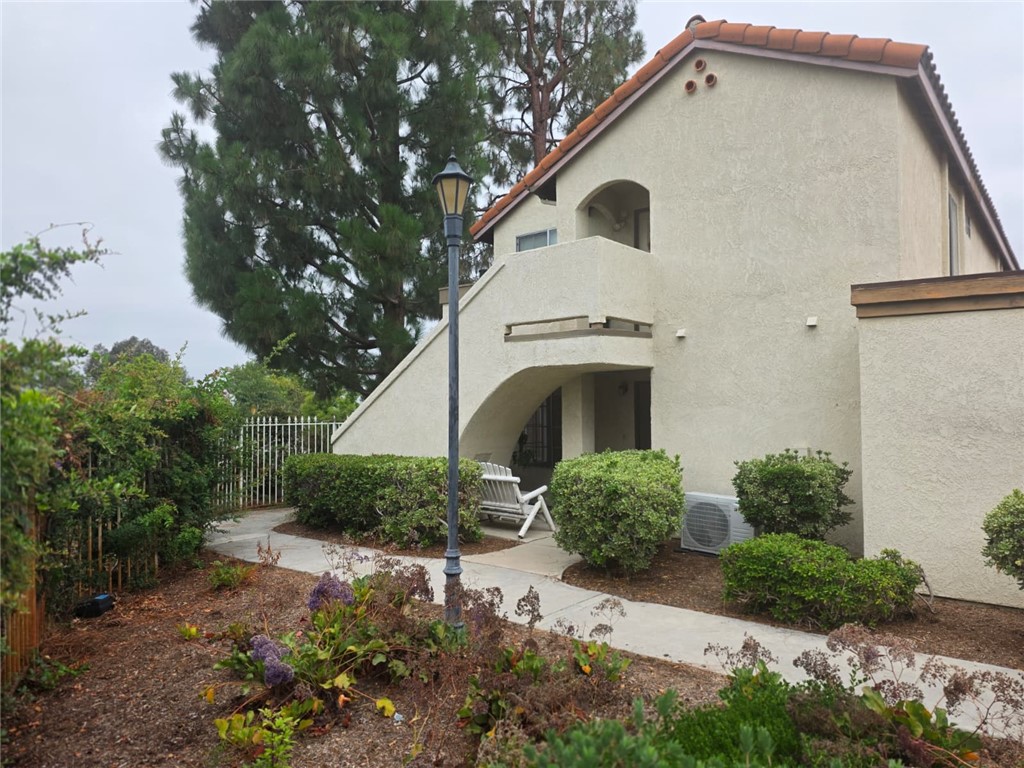 23395 La Crescenta, Mission Viejo CA 92691 - photo 1
